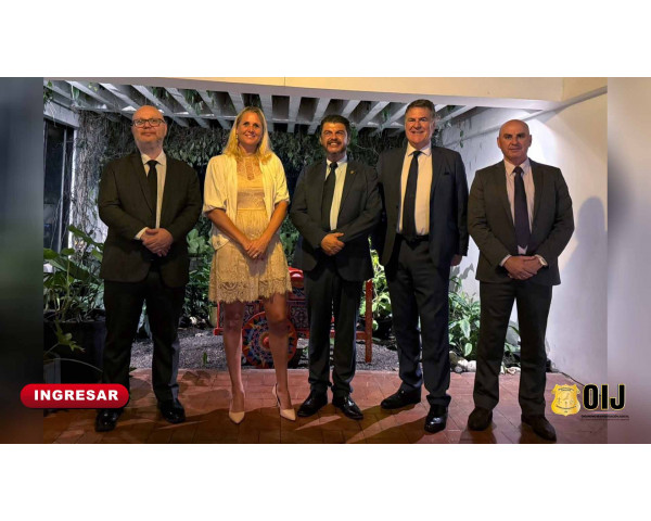 Reino Unido entrega equipo 