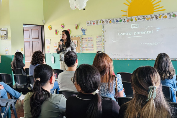 Charla sobre Control Parental