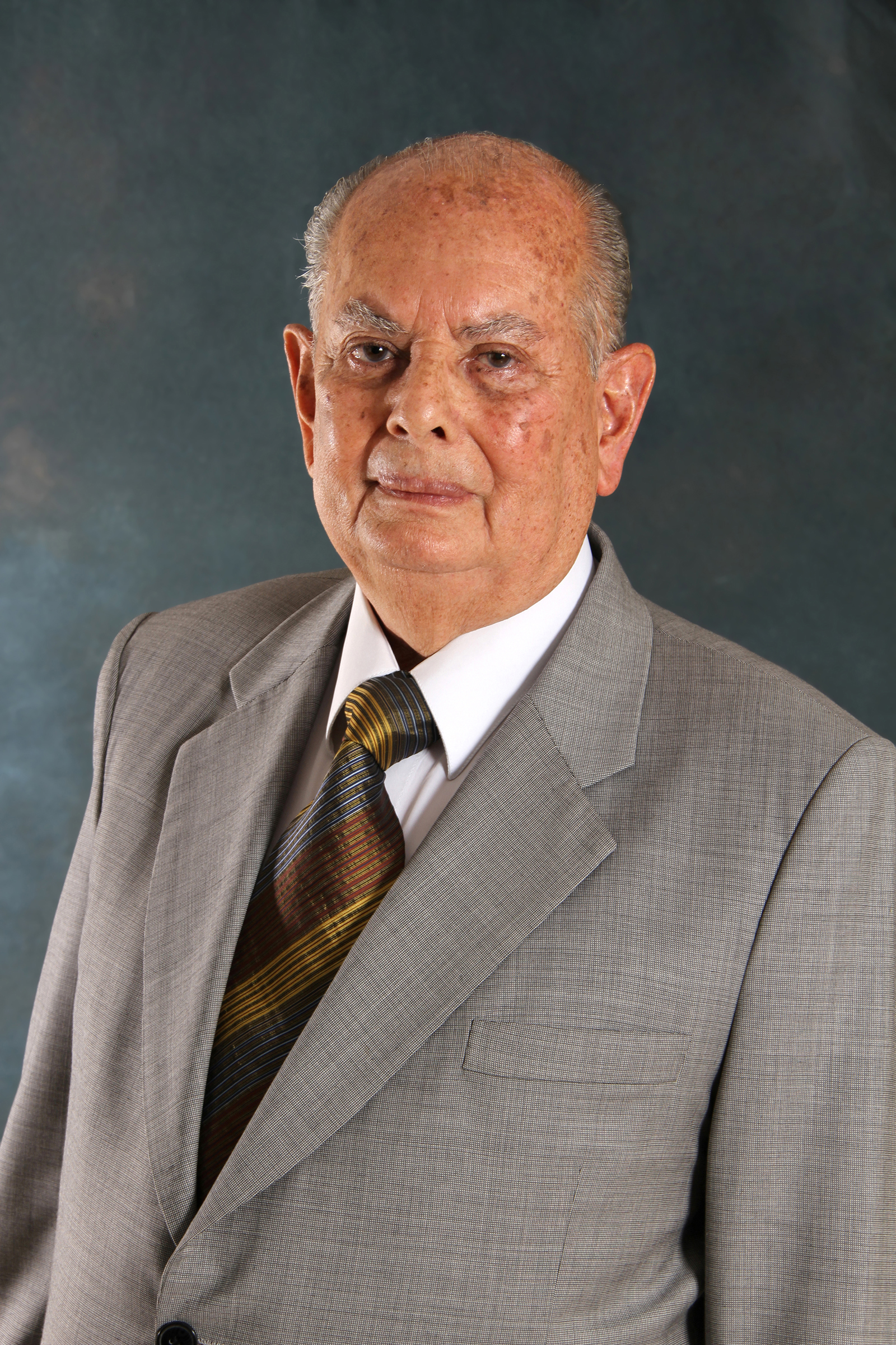 Dr. Eduardo Vargas Alvarado . 1er Jefe Depto Medicina Legal