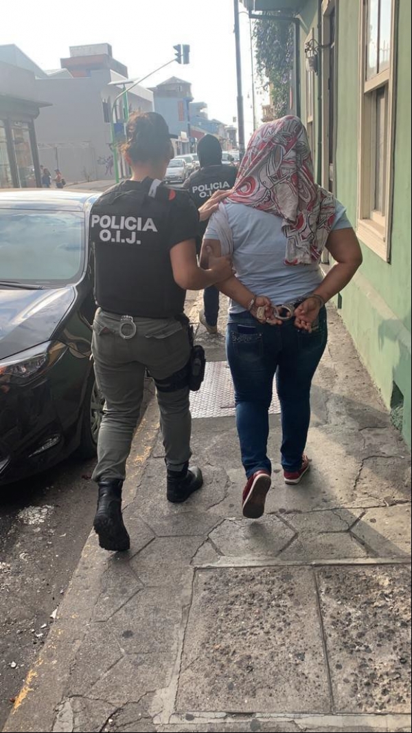 OIJ Sección Especializada en Violencia de Género, Trata de Personas y Tráfico Ilícito de Migrantes: Una mujer fue detenida como sospechosa de Proxenetismo