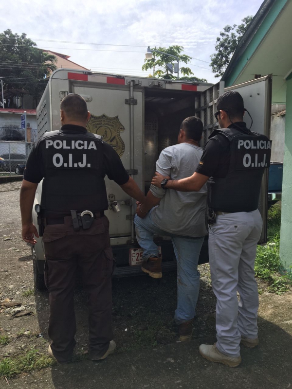 OIJ Subdelegación Regional de Aguirre y Parrita: Agentes detuvieron a un hombre sospechoso de homicidio.