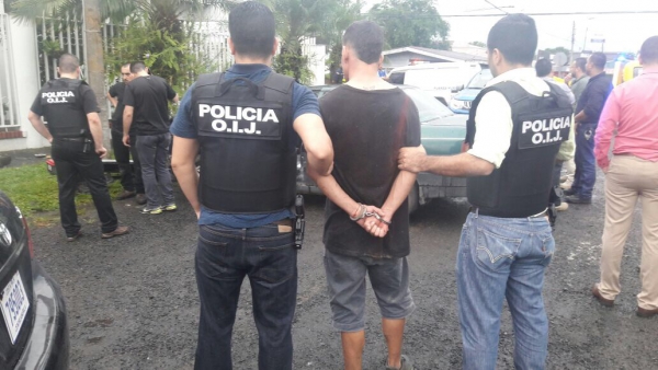 OIJ Delegación Regional de Guápiles: Agentes detuvieron a un hombre sospechoso de venta de droga.