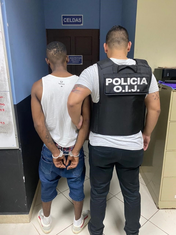 OIJ Subdelegación Regional de Jaco: Un hombre fue detenido como sospechoso de venta de droga
