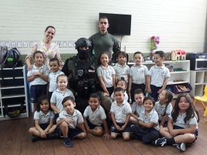 Personal del SERT visita el Jardín de Niños Escuela Maternal Montessoriana