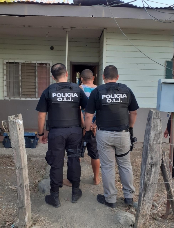 OIJ Subdelegación Regional de Santa Cruz: Agentes detuvieron a un hombre sospechoso de venta de droga