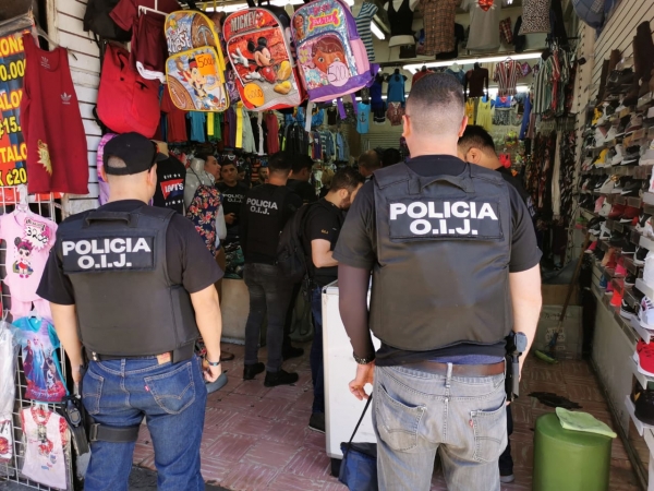 OIJ Sección Delitos Varios: Se realizan allanamientos en algunos locales comerciales del centro de San José